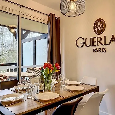 Apartment Romance - Yourhosthelper Deauville